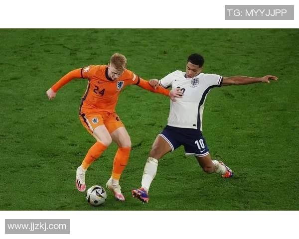 荷兰足球明星传奇故事全景揭秘与成就回顾 荷兰足球明星传奇故事全景揭秘与成就回顾